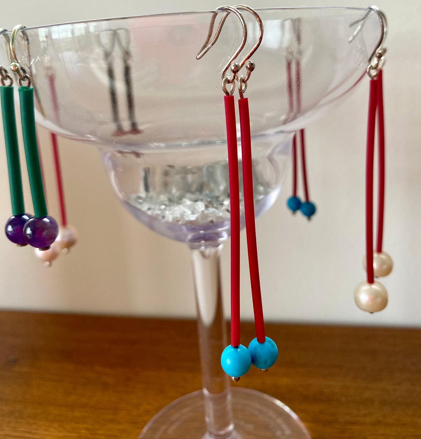 HAPPY DAYS! Festive Earrings