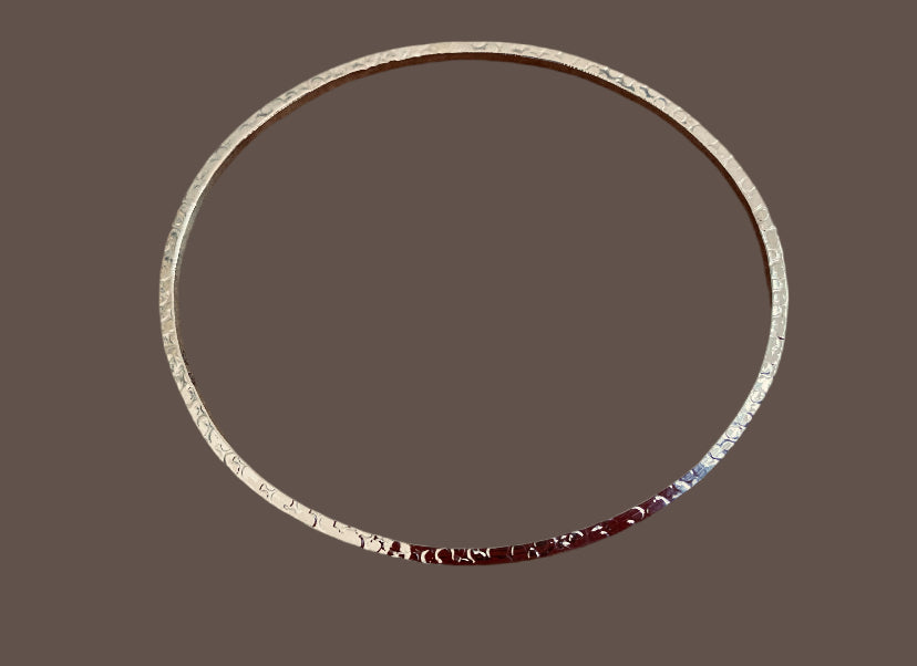 Golden Pebbles Oval Bangle