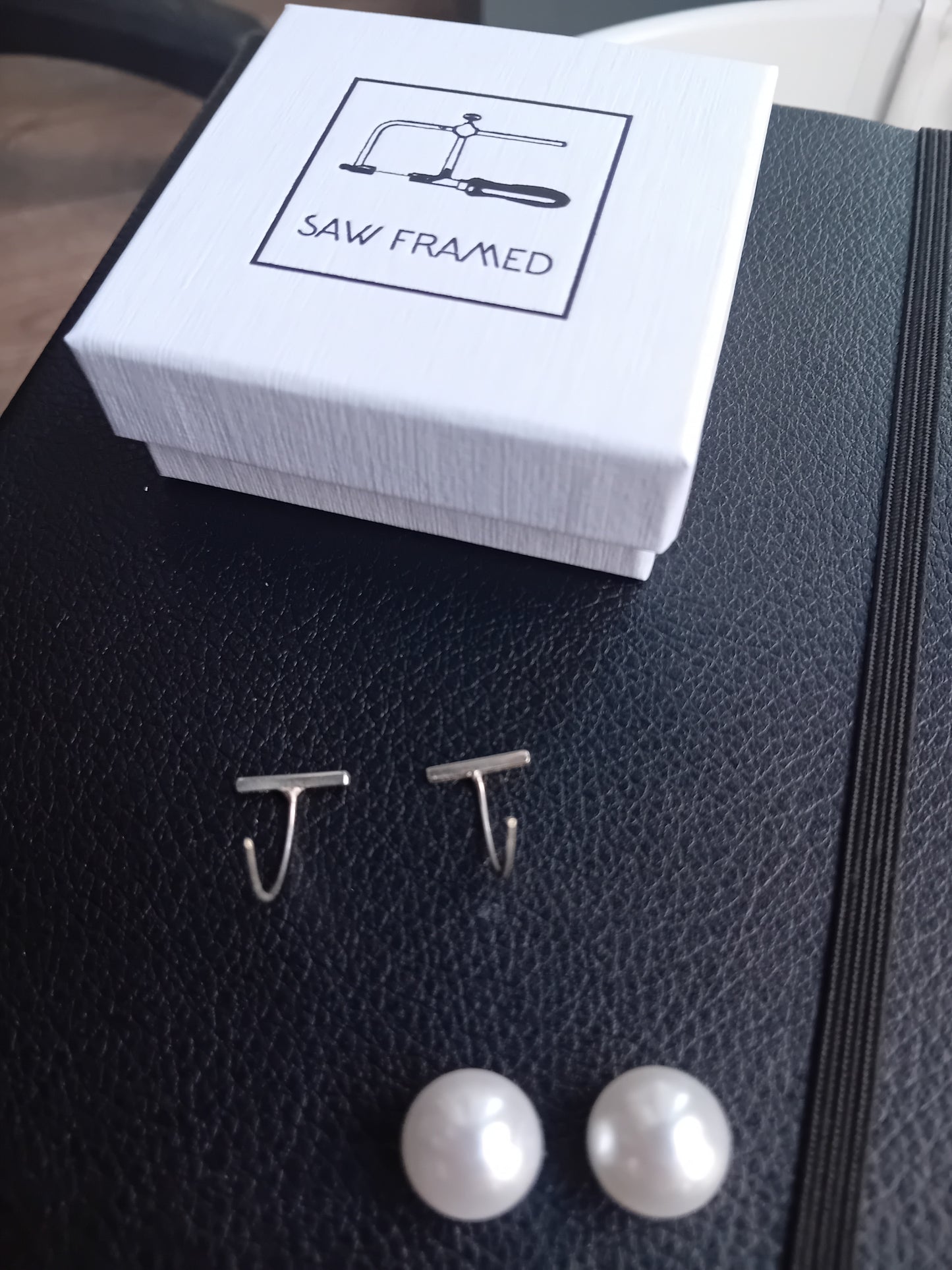 Sterling Silver short T bar with Pearls