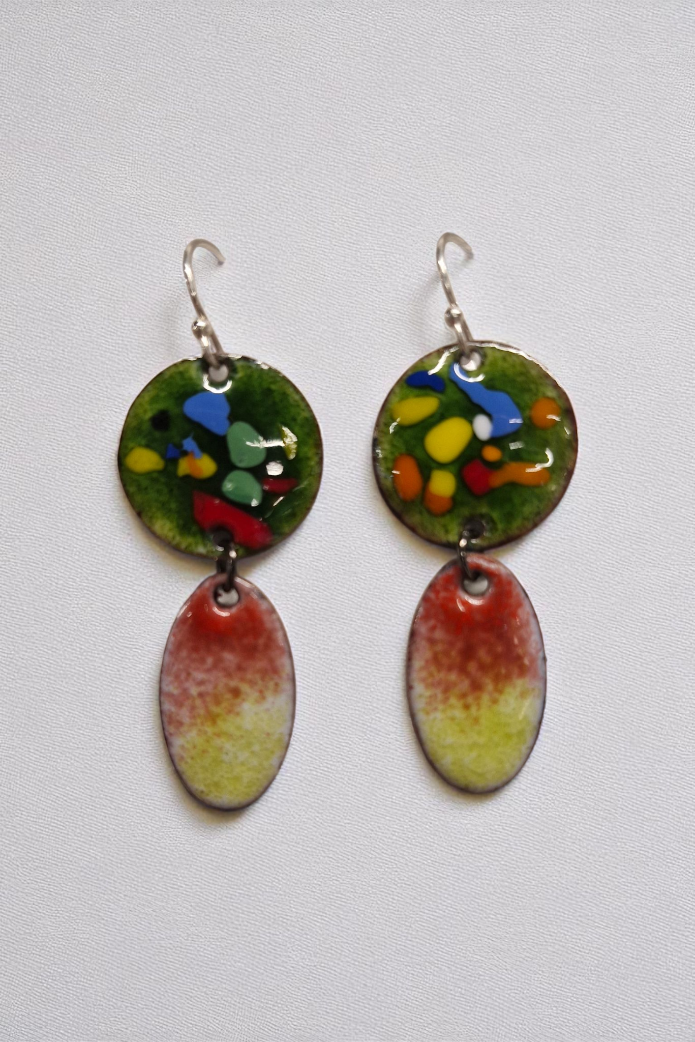 Dainty Colourful Drops