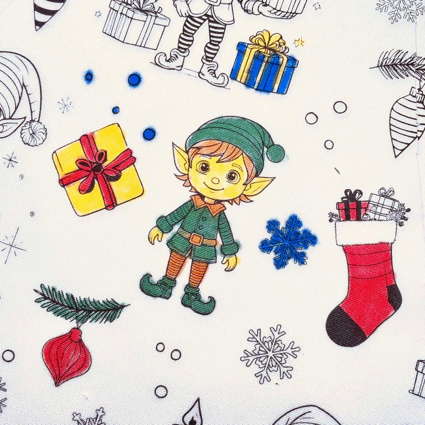 Elf ‘Colour Me’ Apron with 12 Washable Markers – Reversible, Creative, and Durable Apron for Kids Aged 3-8 | Gift Idea