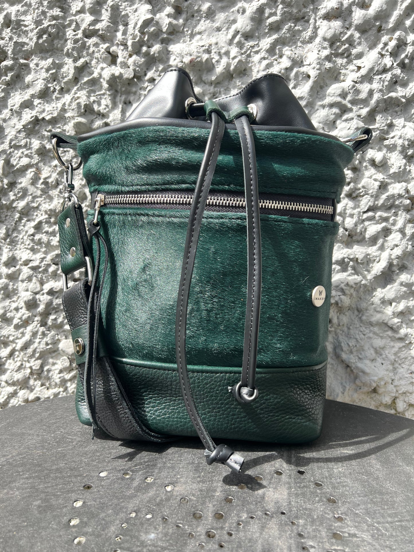 Bucket bag