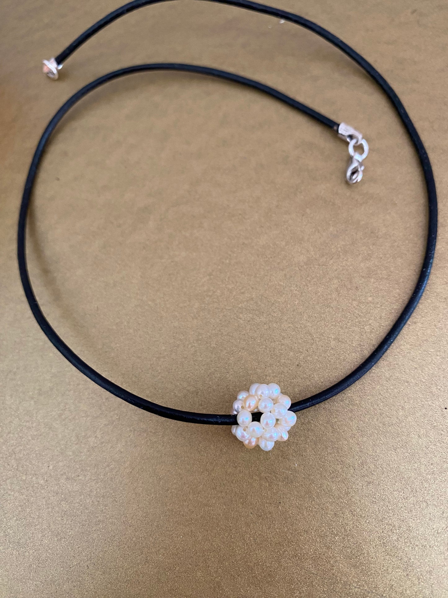 Summer Time Pearl and Leather Necklace -NEW