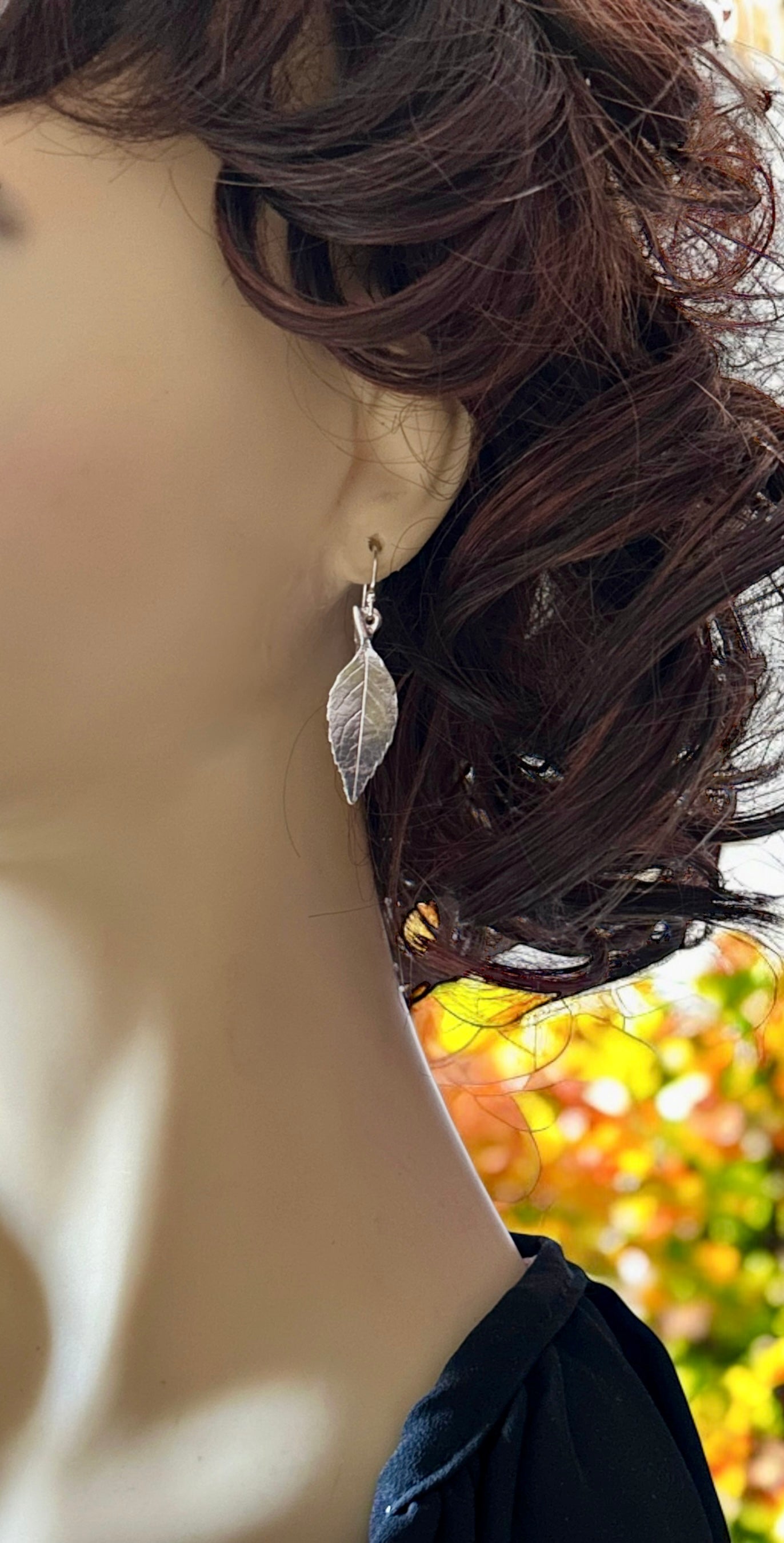 Rose leaf earrings (medium size)