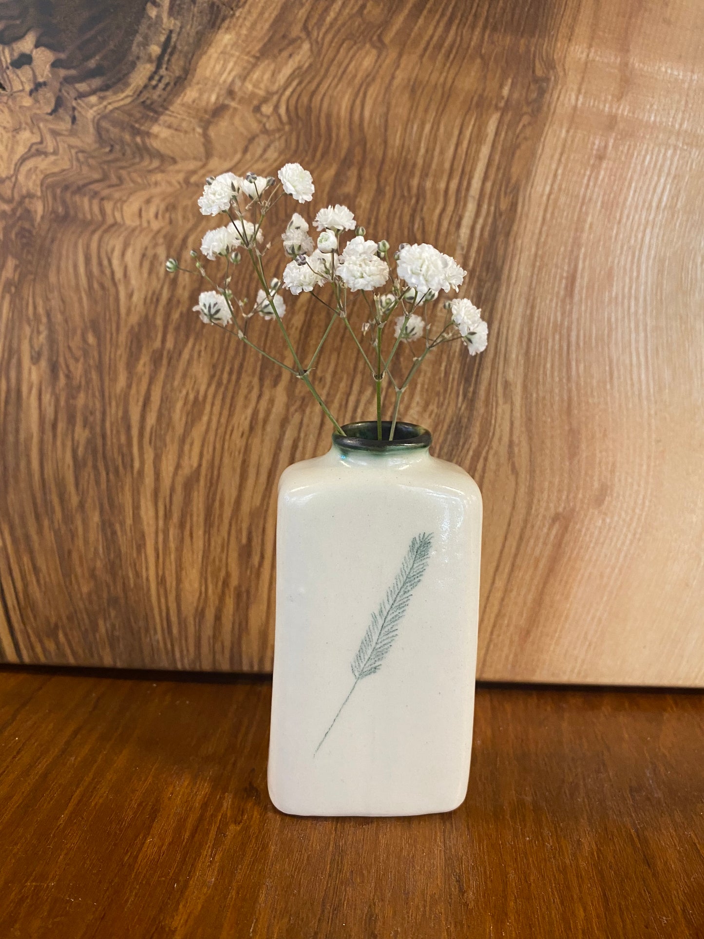 Ceramic Bud Vase - Shoulder Fern Design