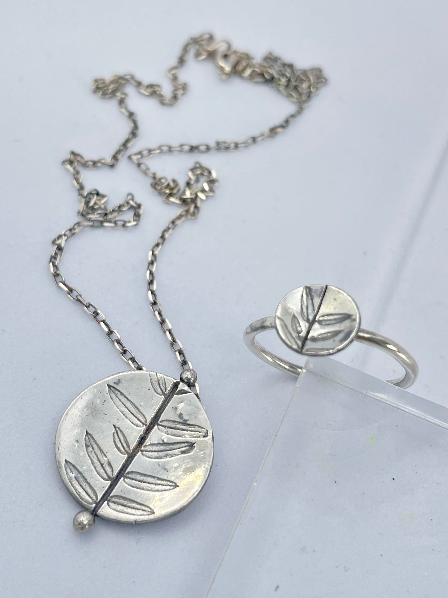 Floral silver pendant
