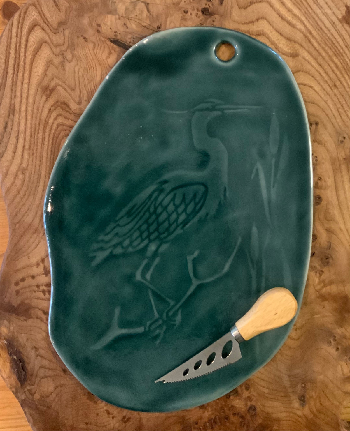 Heron chacuterie platter with cheese knife