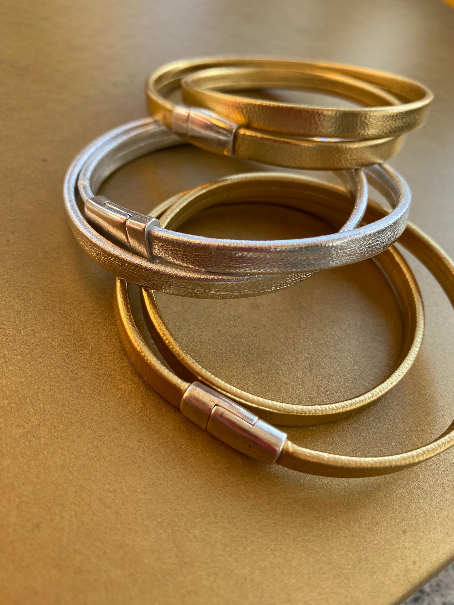 Alba Leather Bangle Gold/ Silver