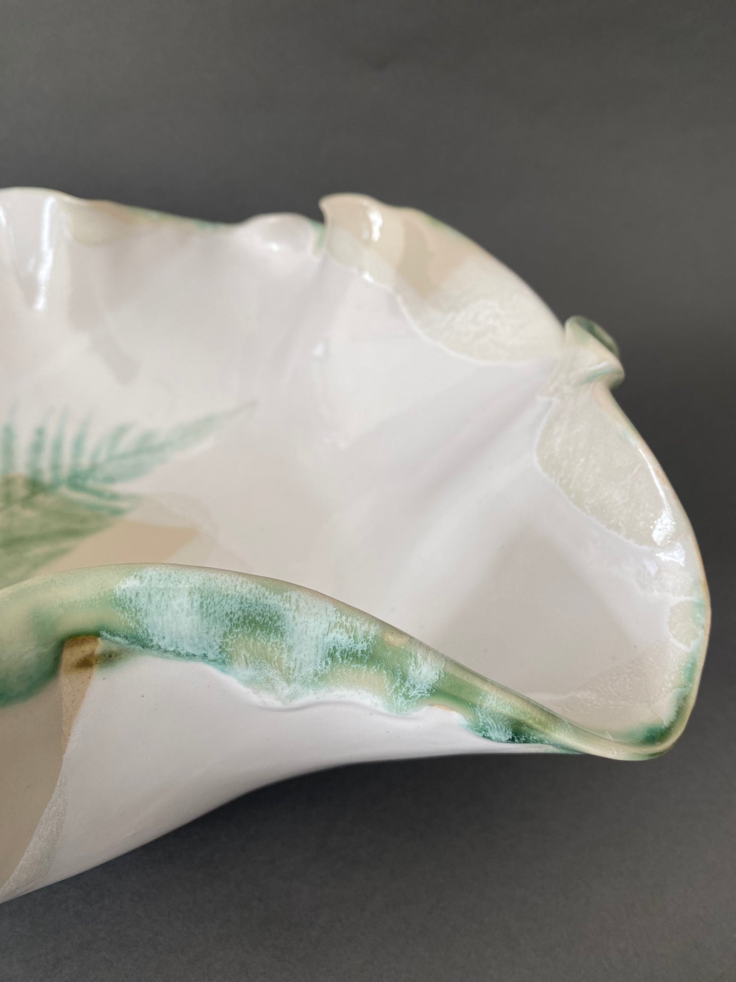 Extra large ceramic Irish Fern bowl