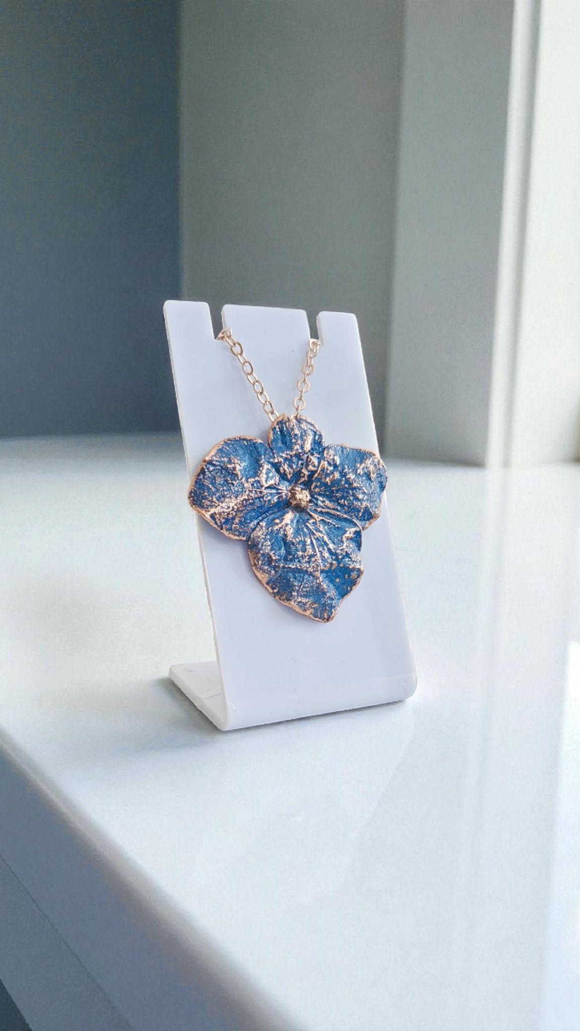 Blue Hydrangea – copper pendant made from a real flower