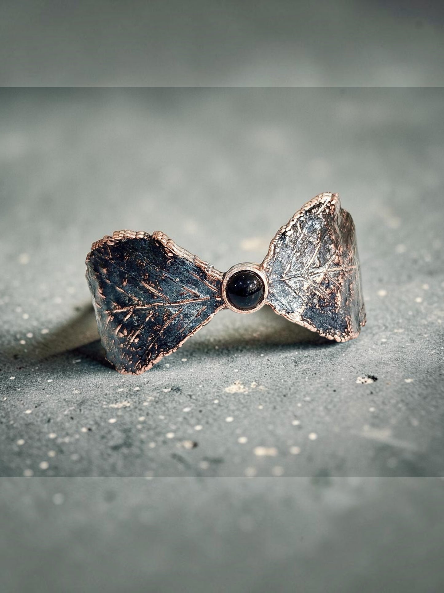 4/3 Graphite Rose Leaves with Black Agate – Copper Cuff Bracelet