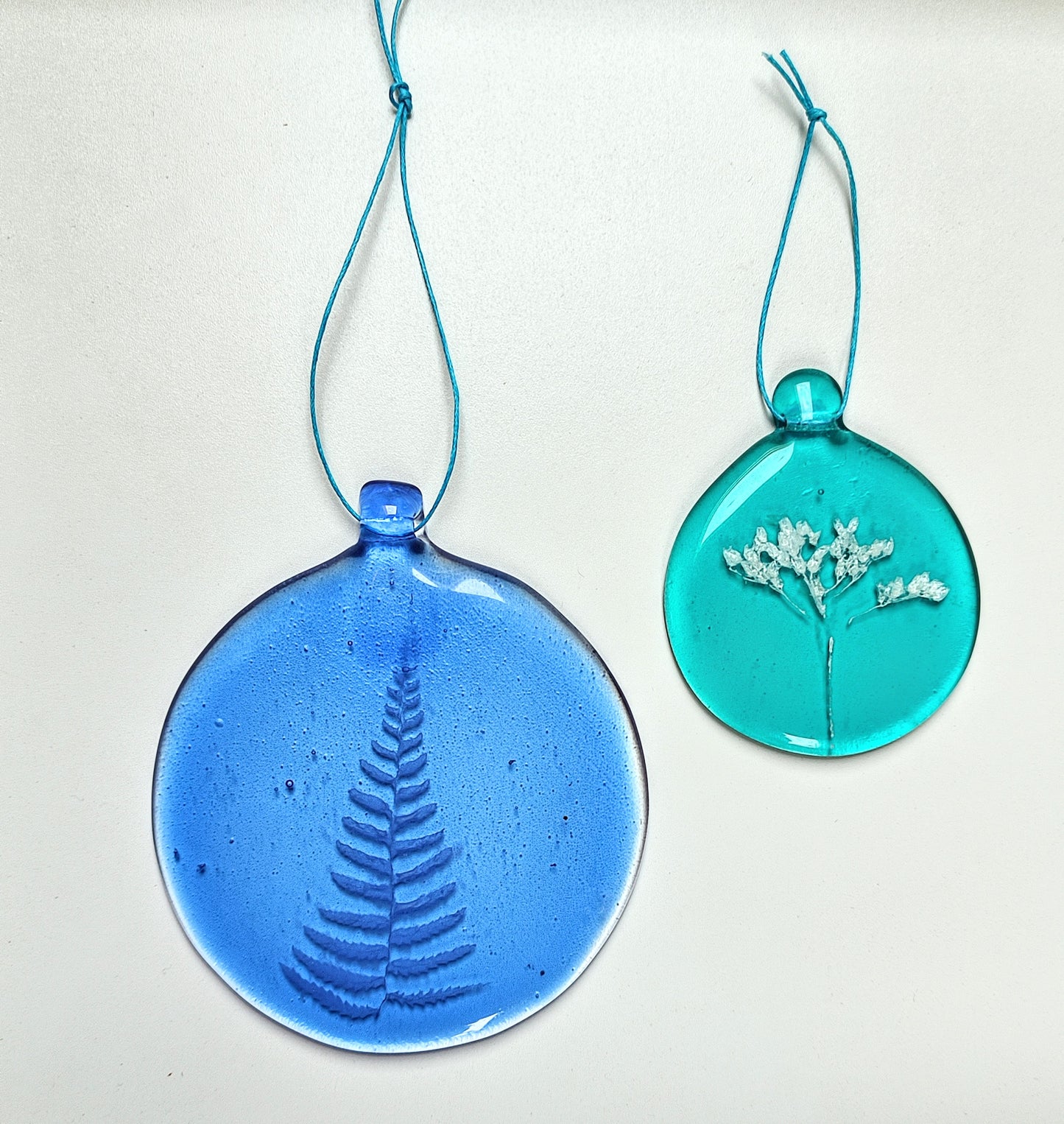 Glass art decorations