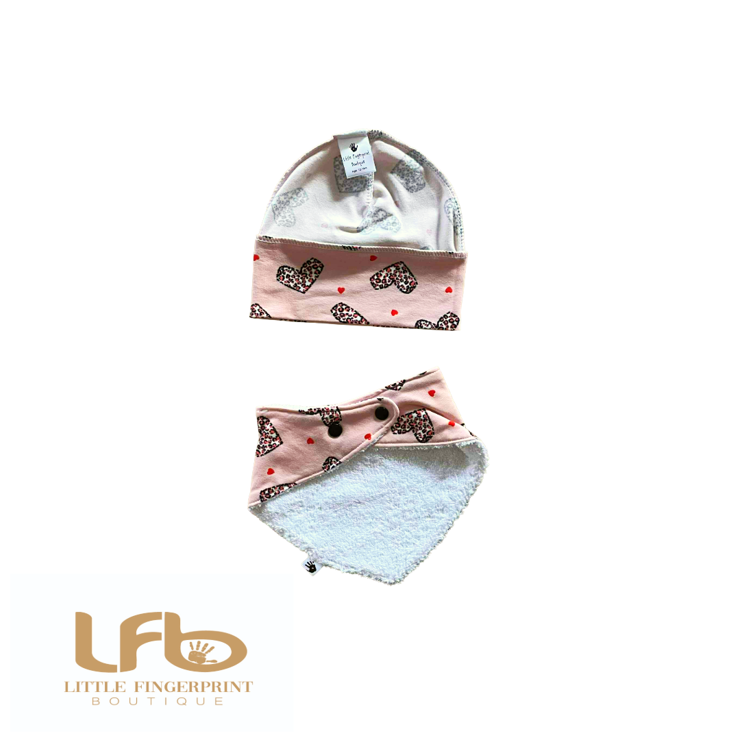 Leopard heart Lightweight Jersey Hat with Matching Bib – Snug Fit, Cotton