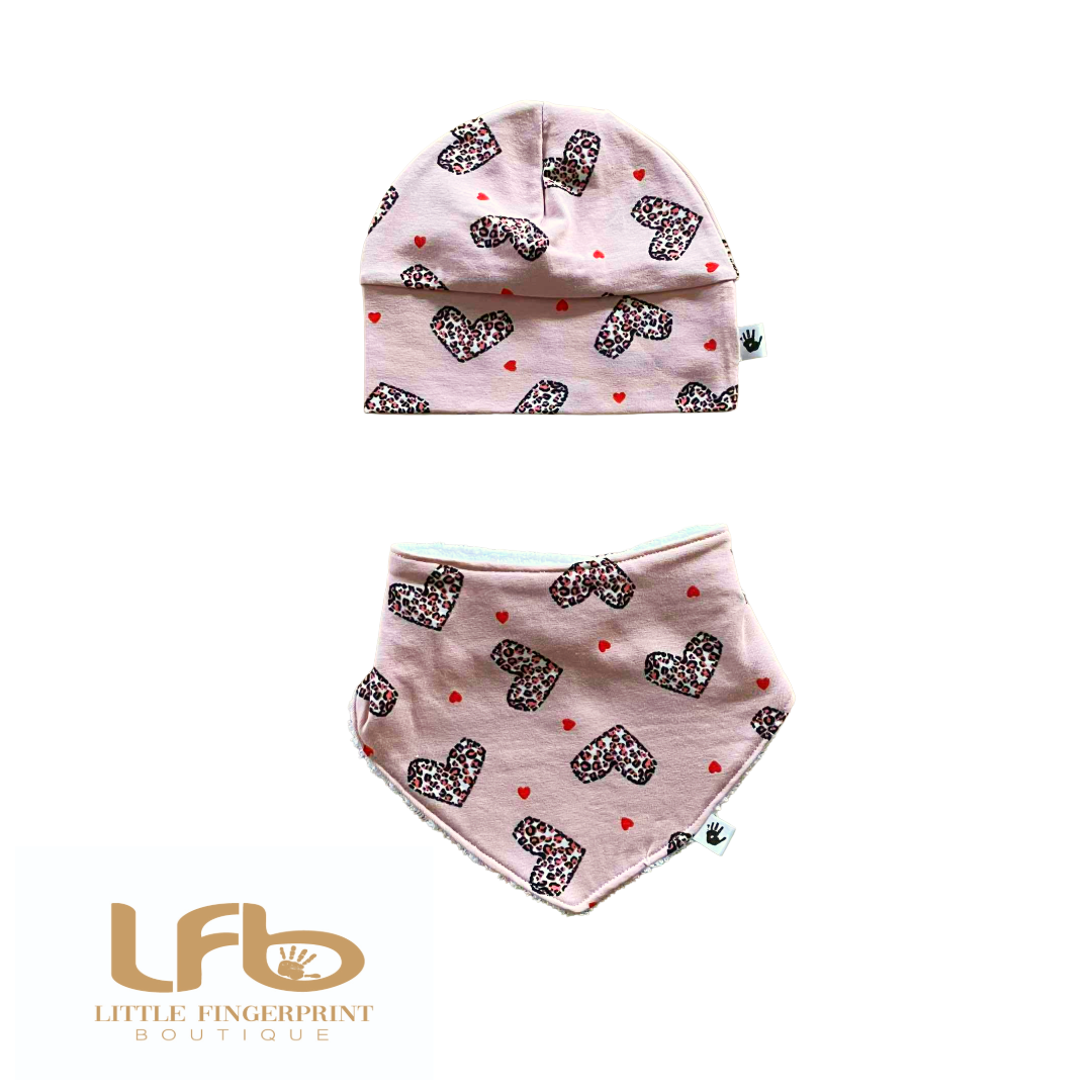 Leopard heart Lightweight Jersey Hat with Matching Bib – Snug Fit, Cotton