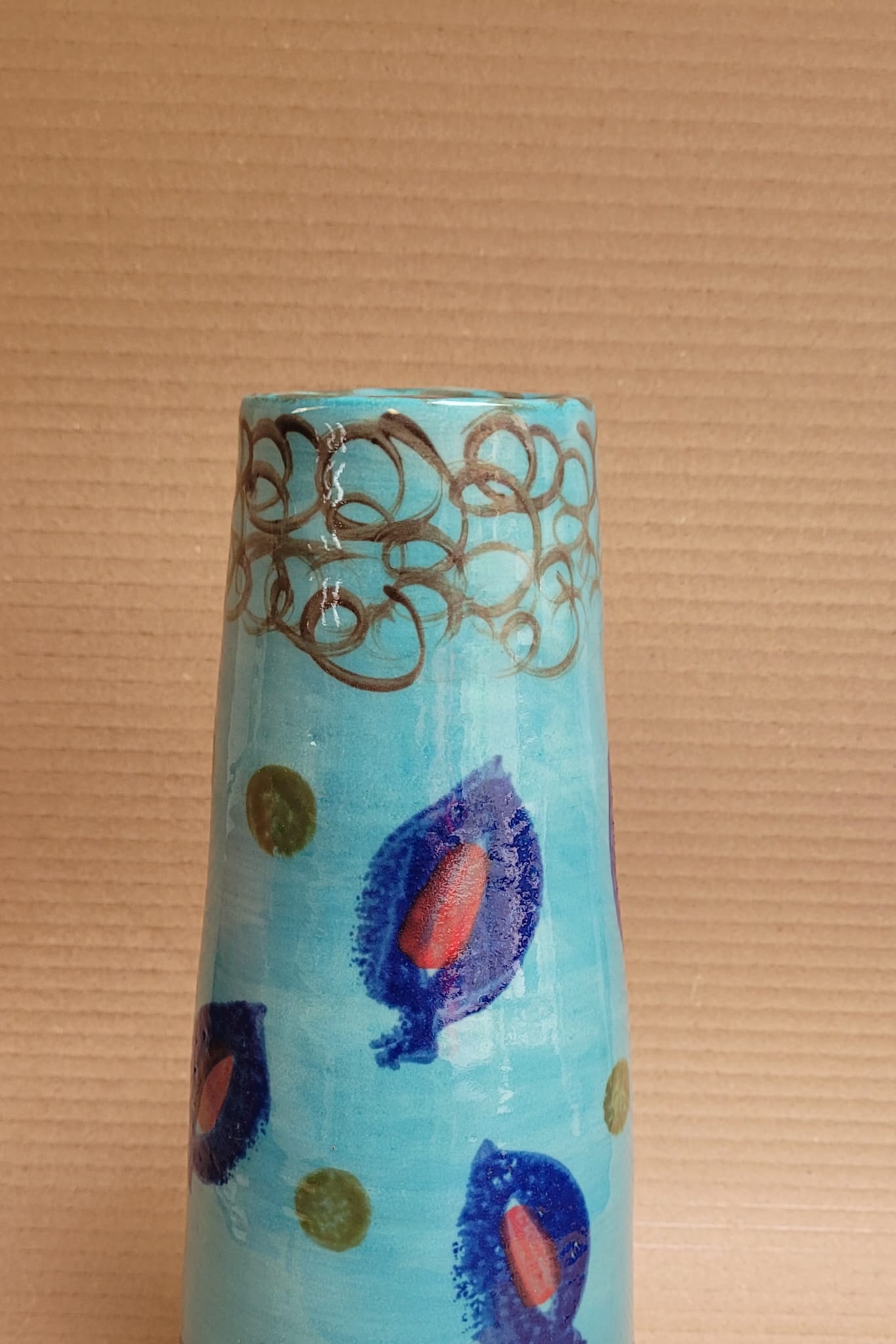 decorative women vases