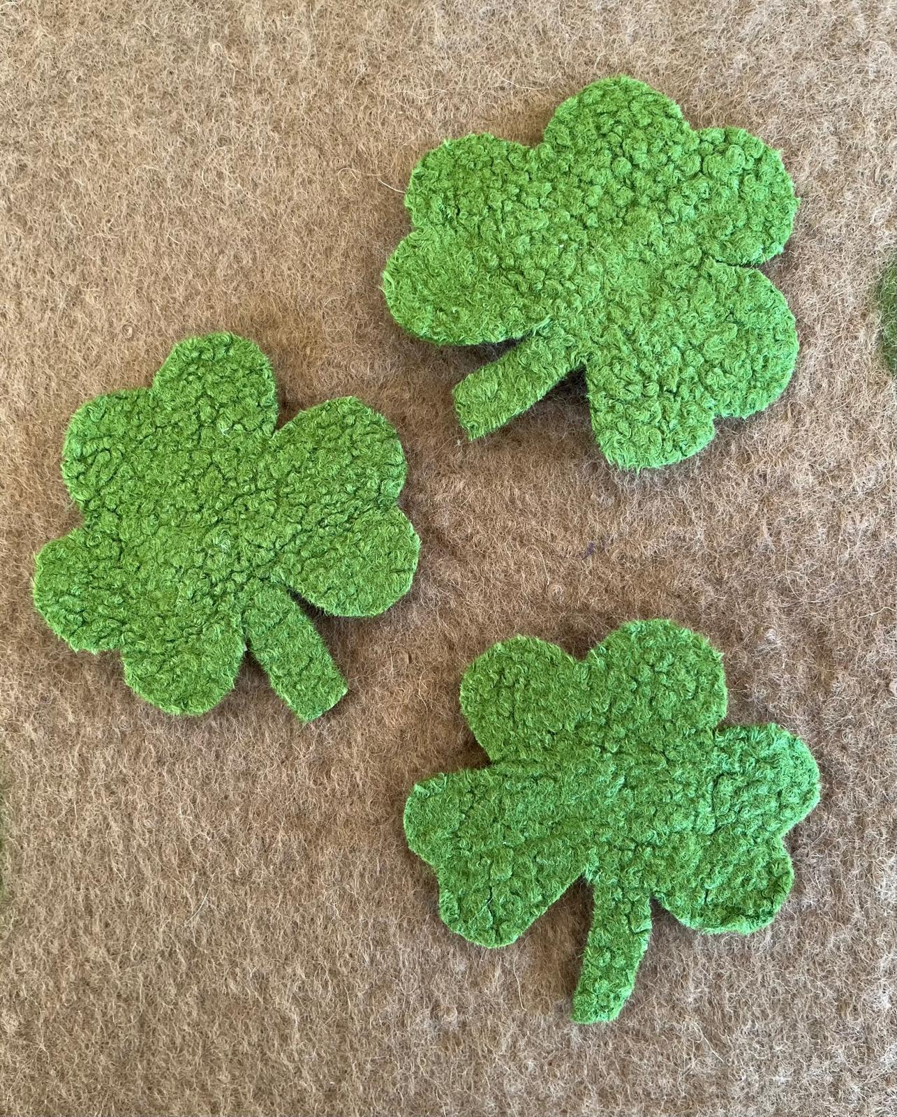 Shamrock (felted brooch)