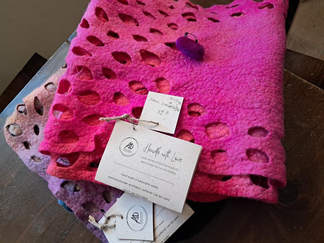 Felt scarves