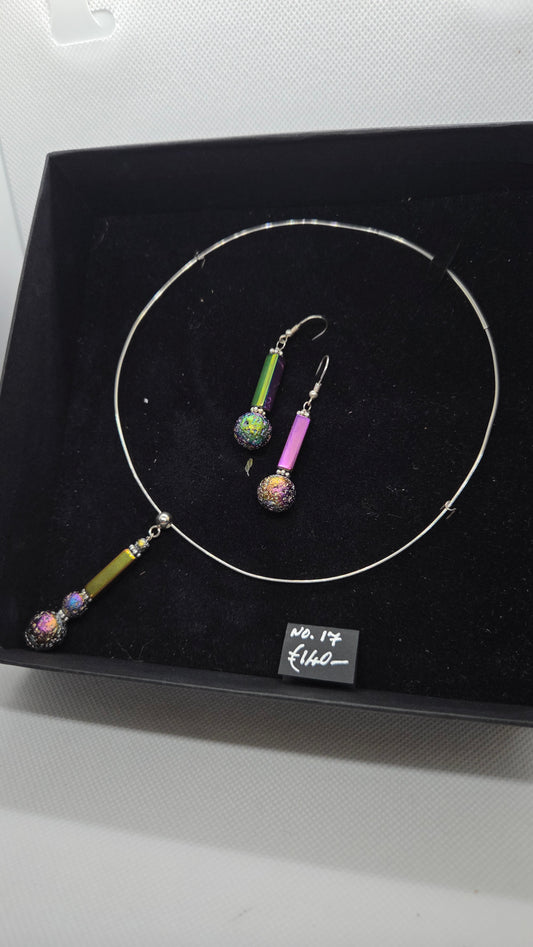 Stg. Silver Wire Torc with Colourful Pendant and Earrings set