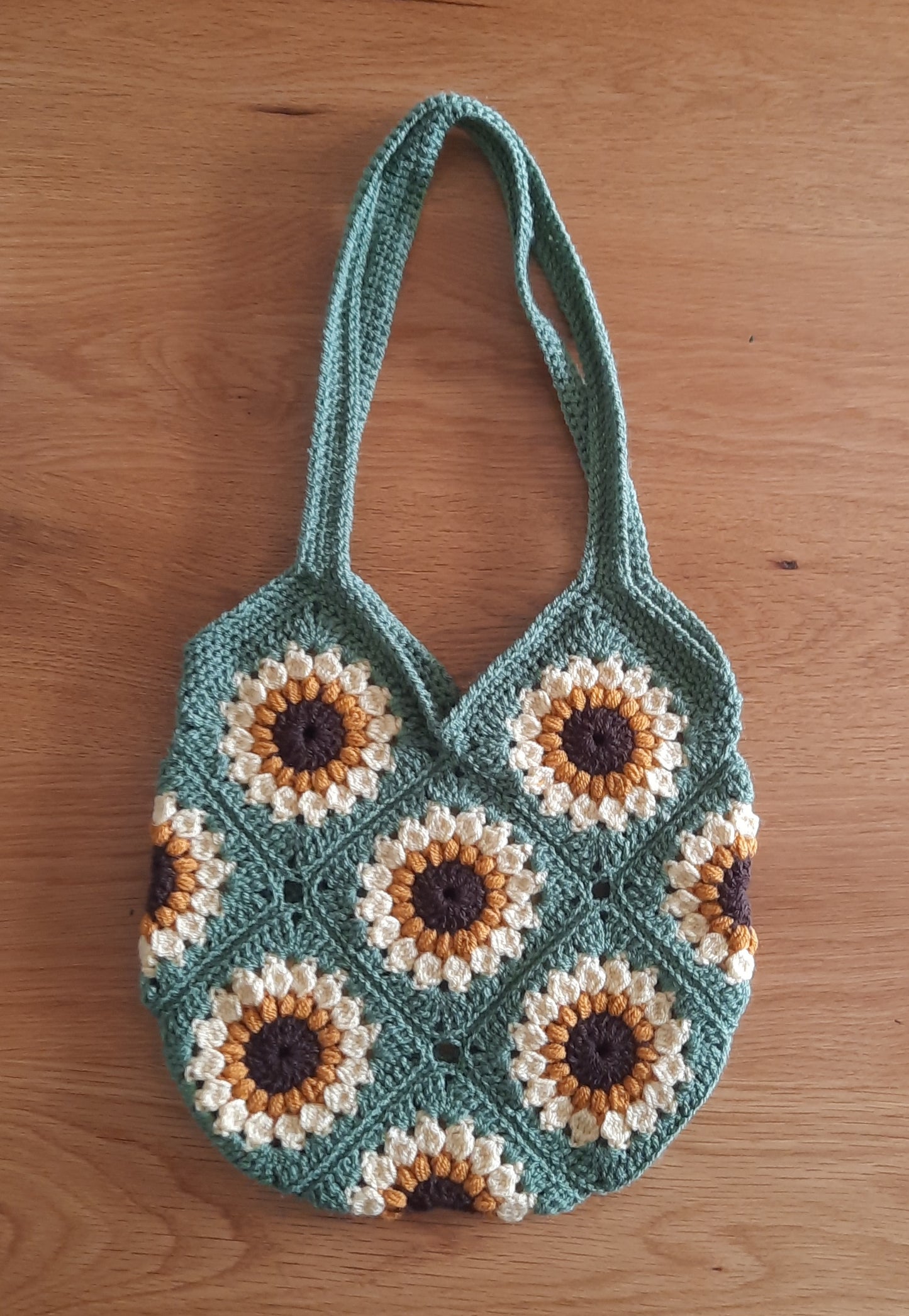 Sunburst - Crochet Bag