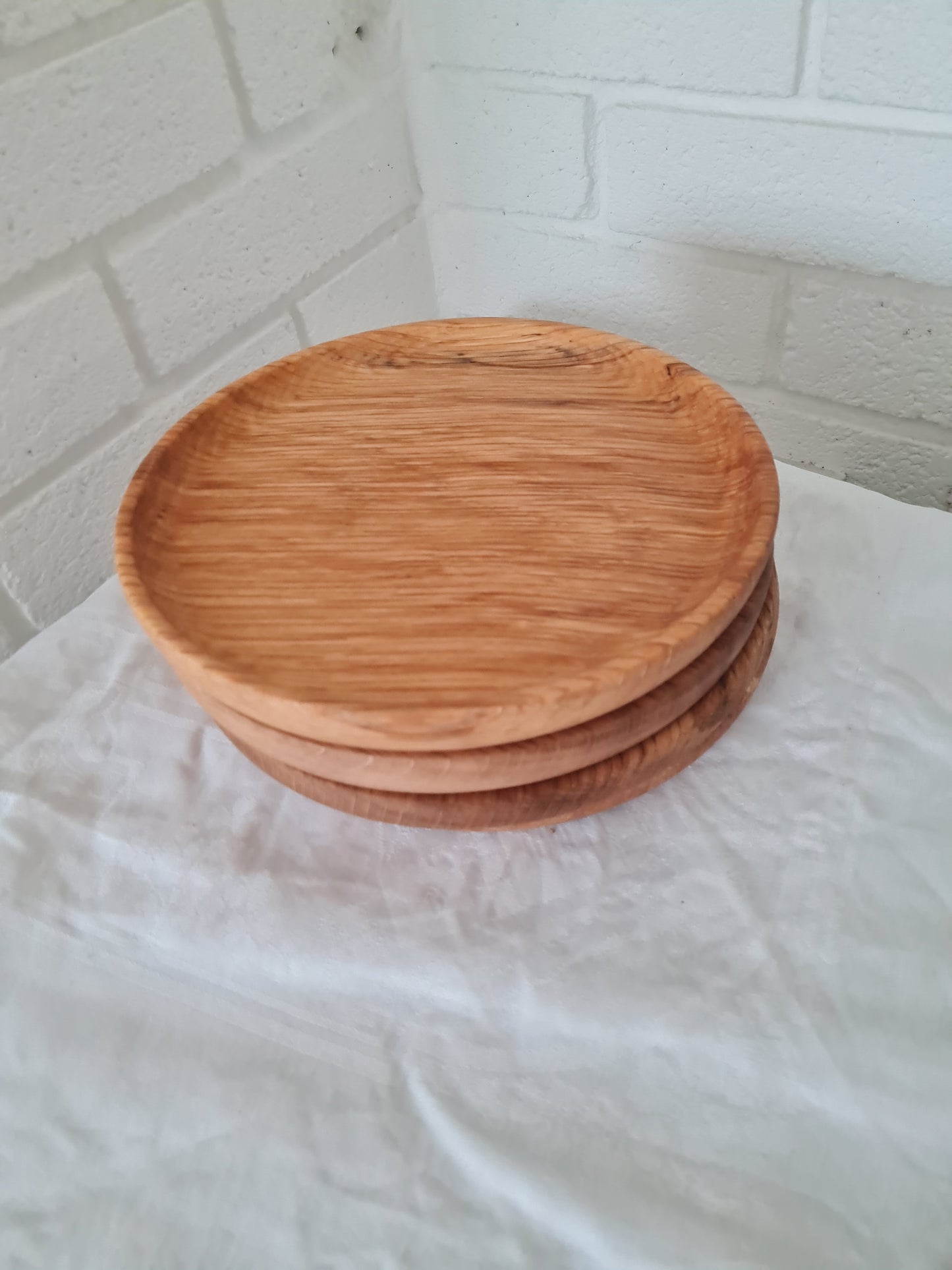 Wooden plate