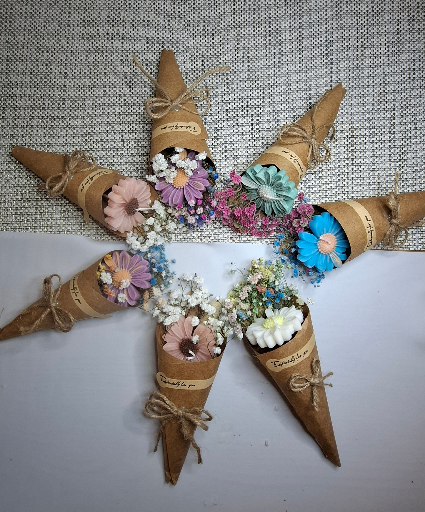 XSmall Bouquet – One Stunning Scented Flower