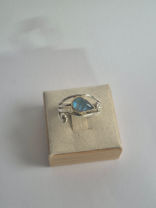 Moonstone statement twist ring with 9k gold bezel