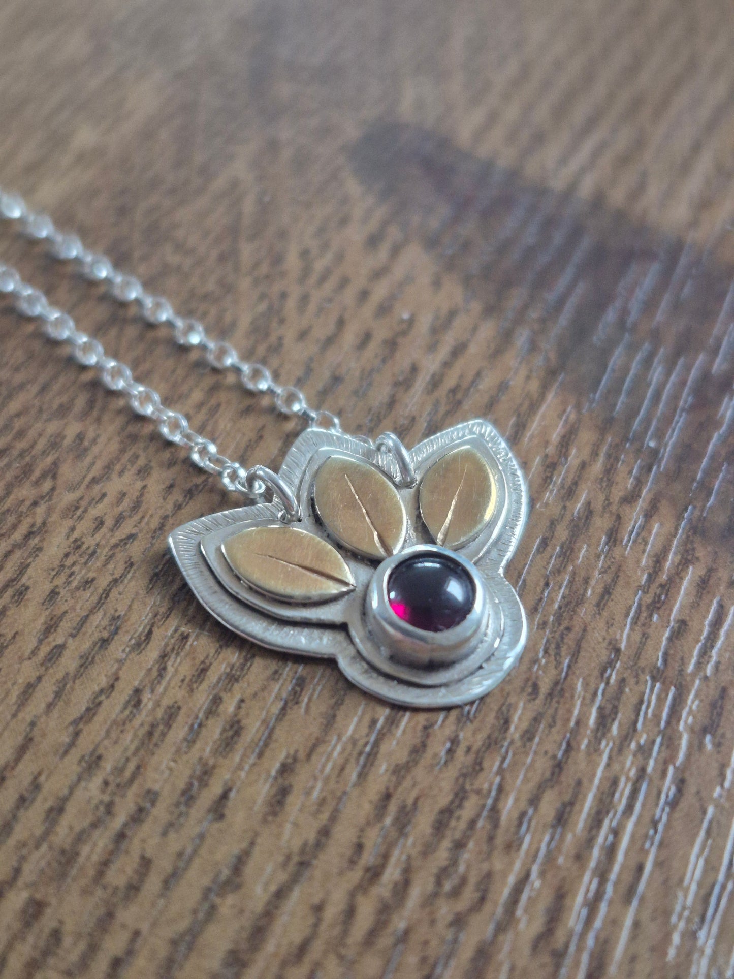 Falling leaves pendant
