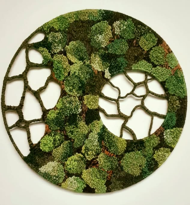 An Introduction To Circular Weaving with Ann Mechelinck- Thurs 6th Aug 10.30-3.30pm- Greywood Arts