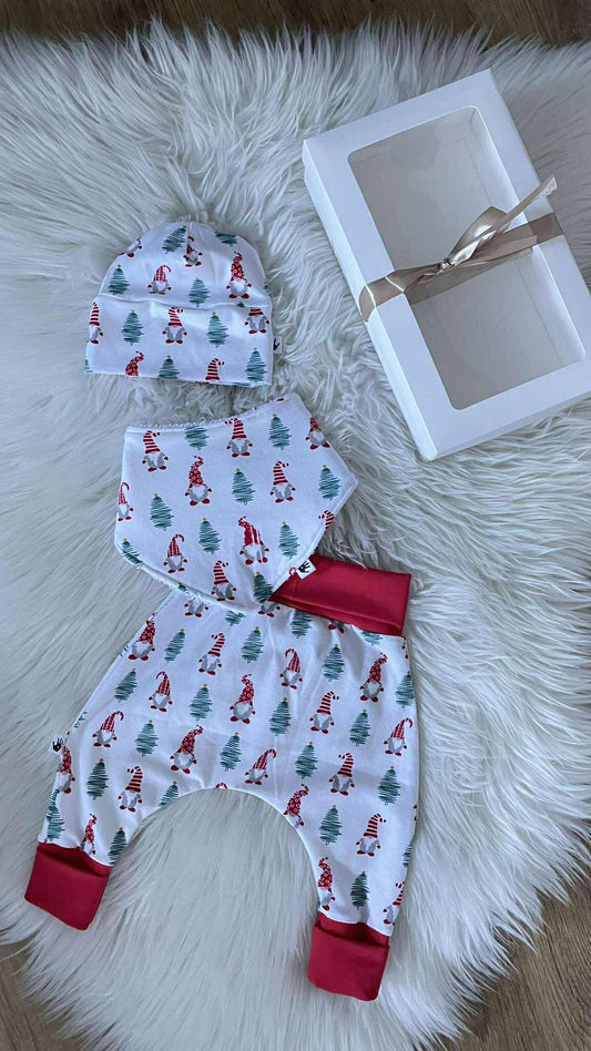 New Baby Gift Set (0/3 Months) – Handmade Limited Edition