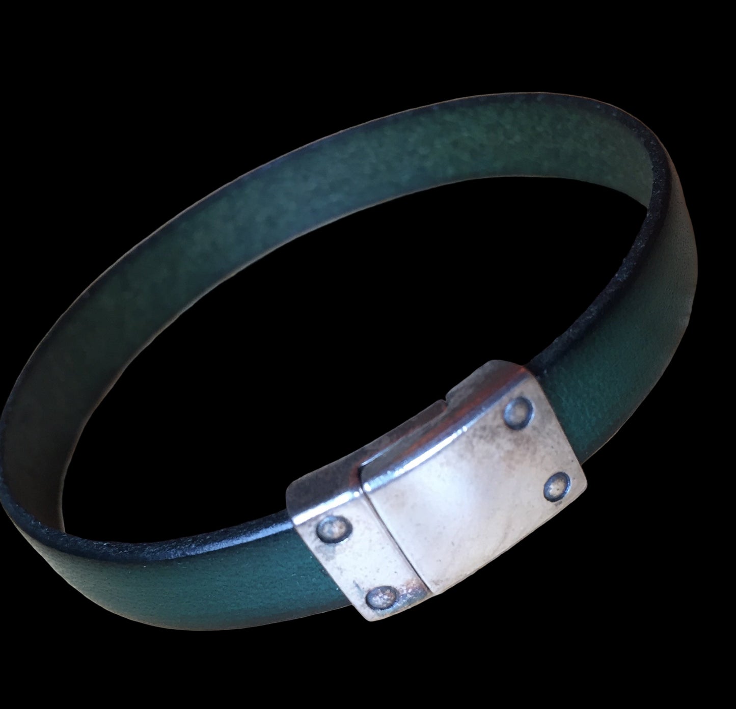 NEW! Gents Leather Cuff