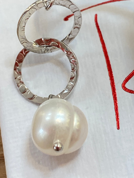 Anneal Pearl Earrings