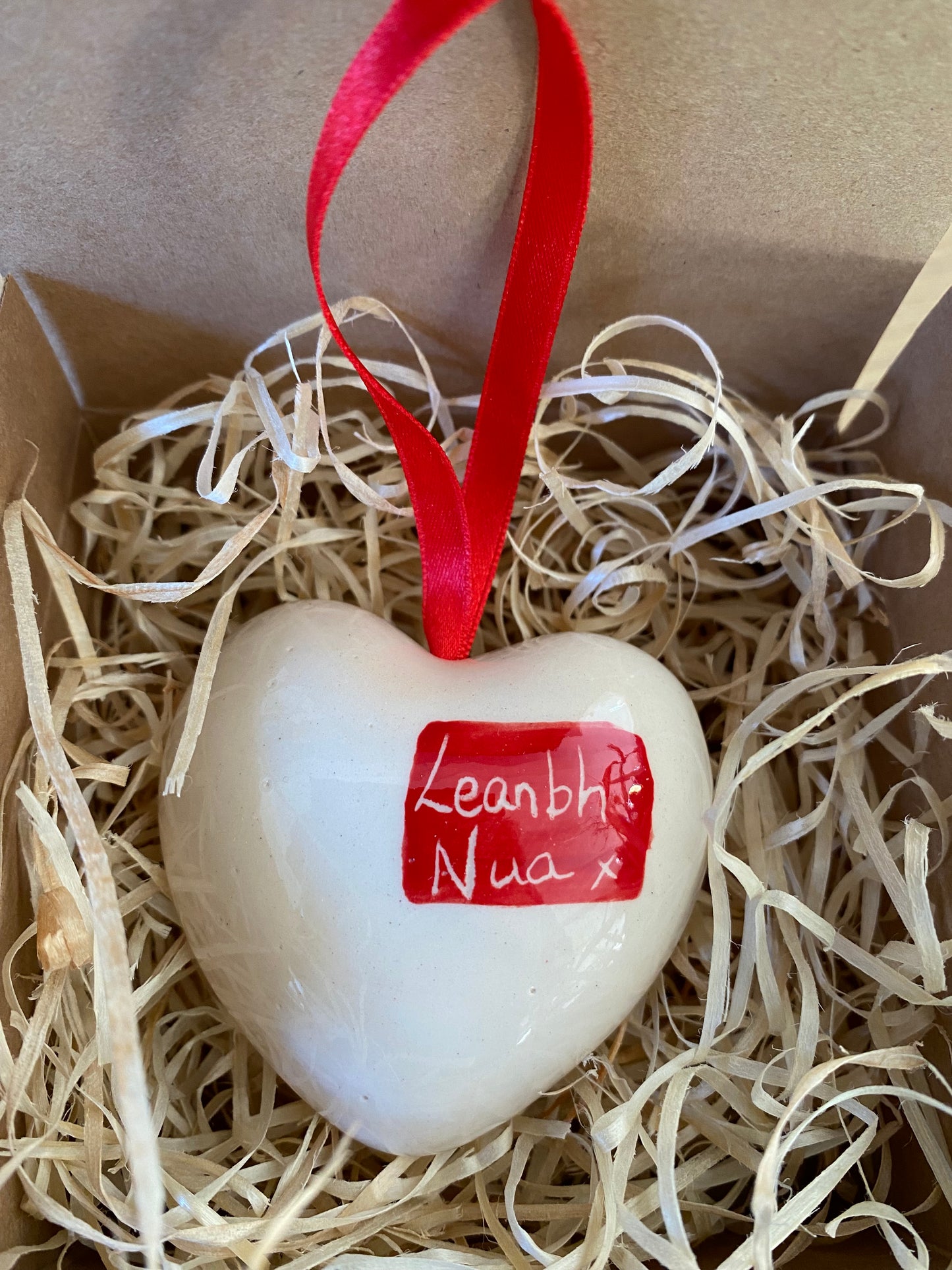 Ceramic Heart Gift - Leanbh Nua - New Baby