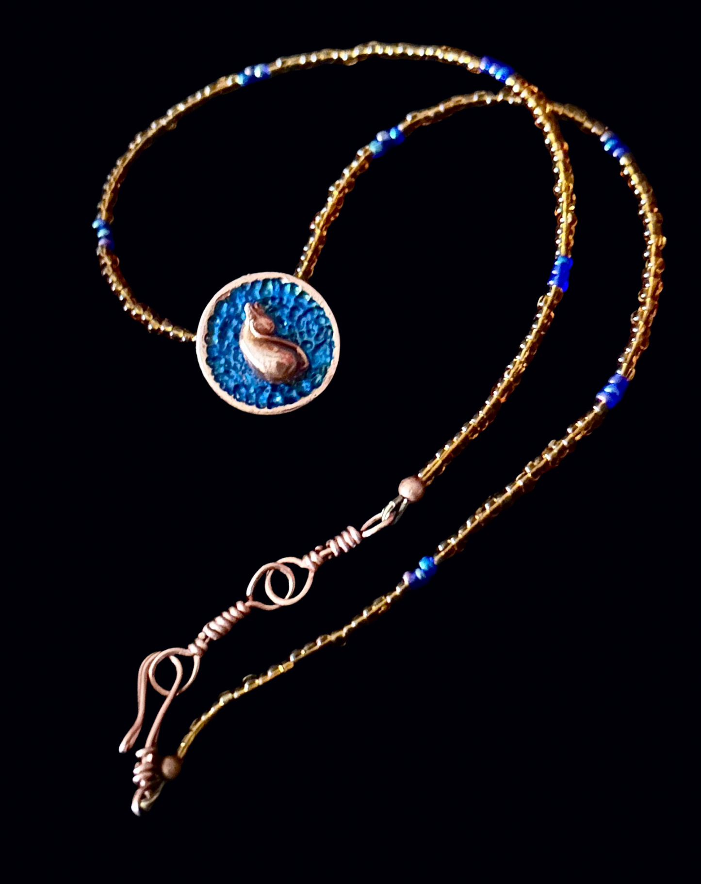 Sleeping kitty pendant necklace