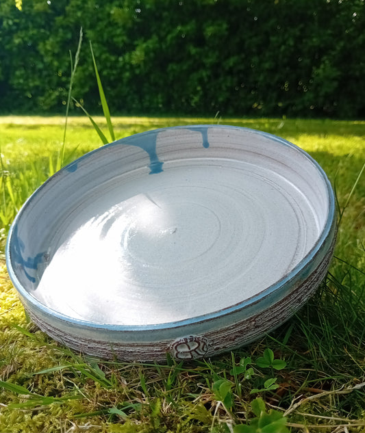 8 & 1/2" White Round Platter with Blue Rim