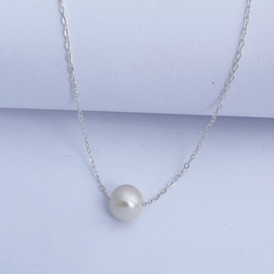 Alice – Single Freshwater Pearl and Sterling Silver Chain