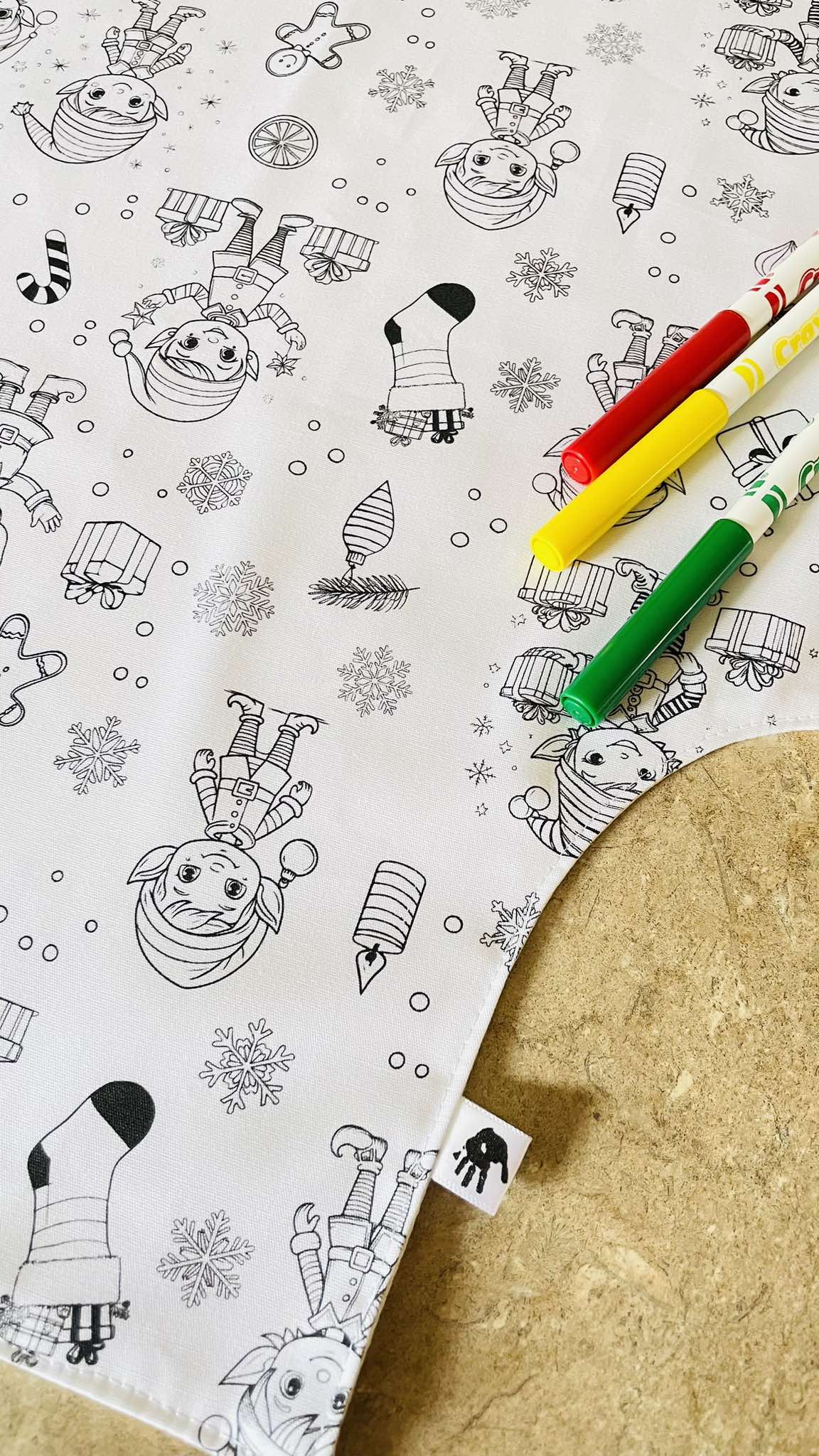 Elf  ‘Colour Me’ Apron with 12 Washable Markers – Reversible, Creative, and Durable Apron for Kids Aged 3-8 | Gift Idea