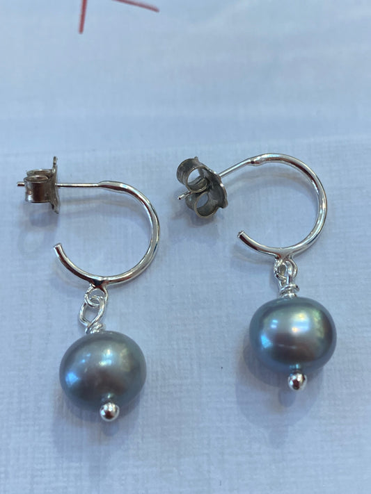 Elegance Pearl Hoop Earrings