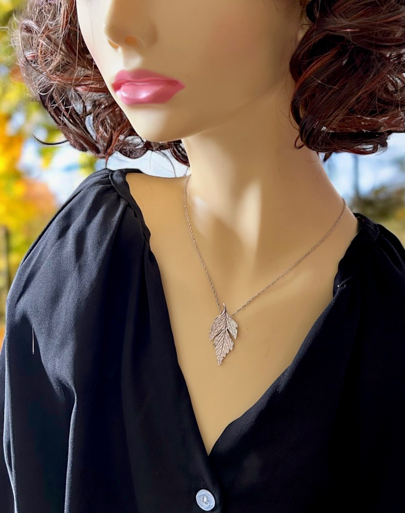 Herb Robert leaf pendant necklace