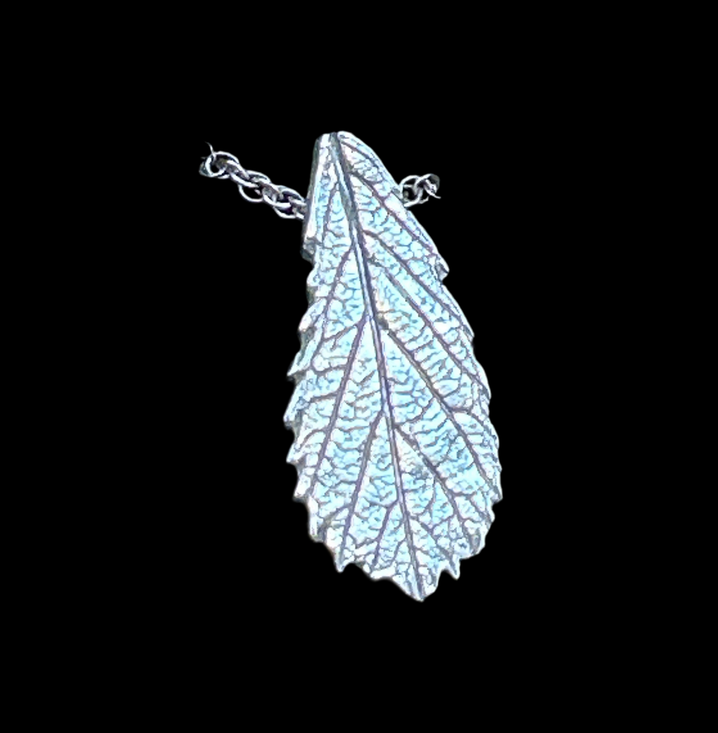 Silver leaf necklace (large)
