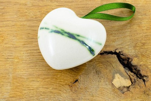 Ceramic handmade heart Line Design