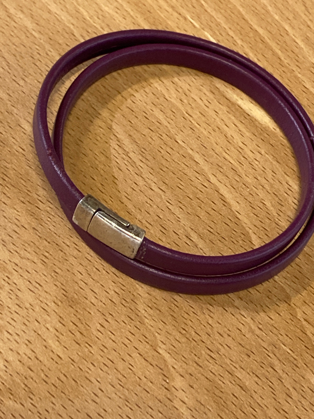 Alba Leather Bangle