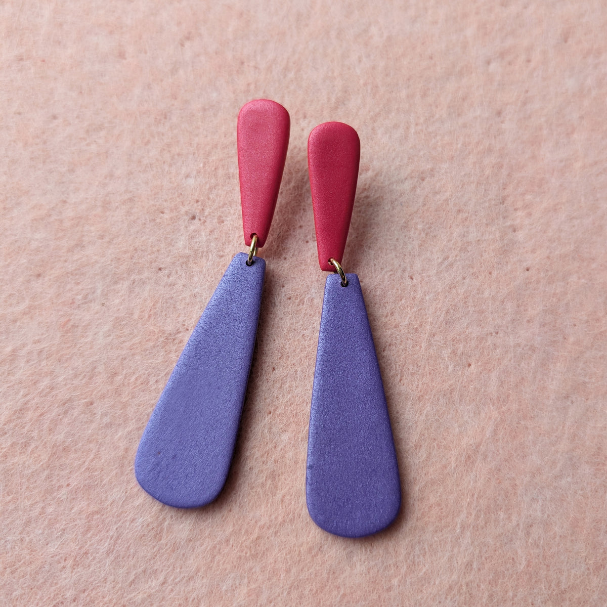 ELSIE dangles