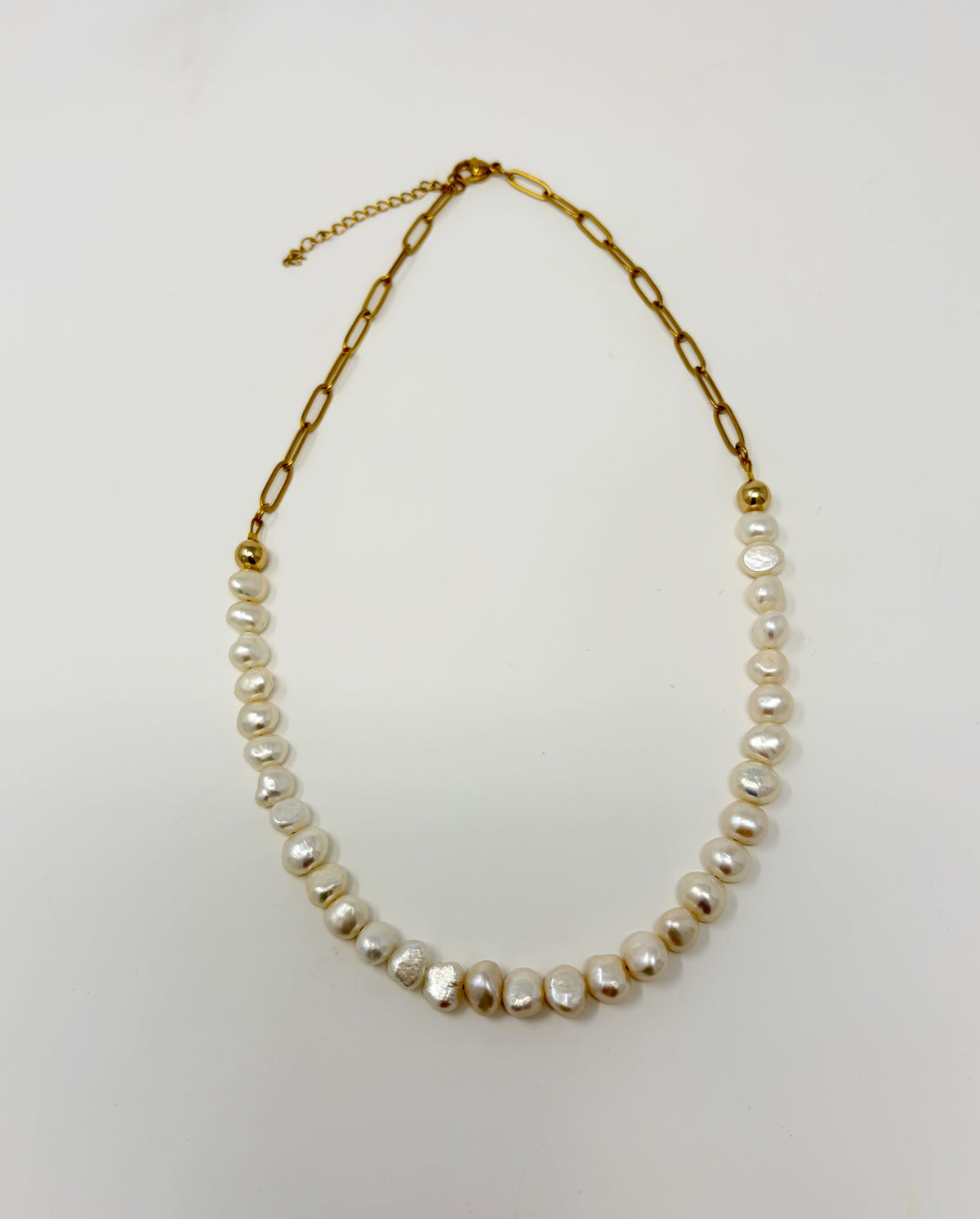 A Freshwater Pearl Necklace
