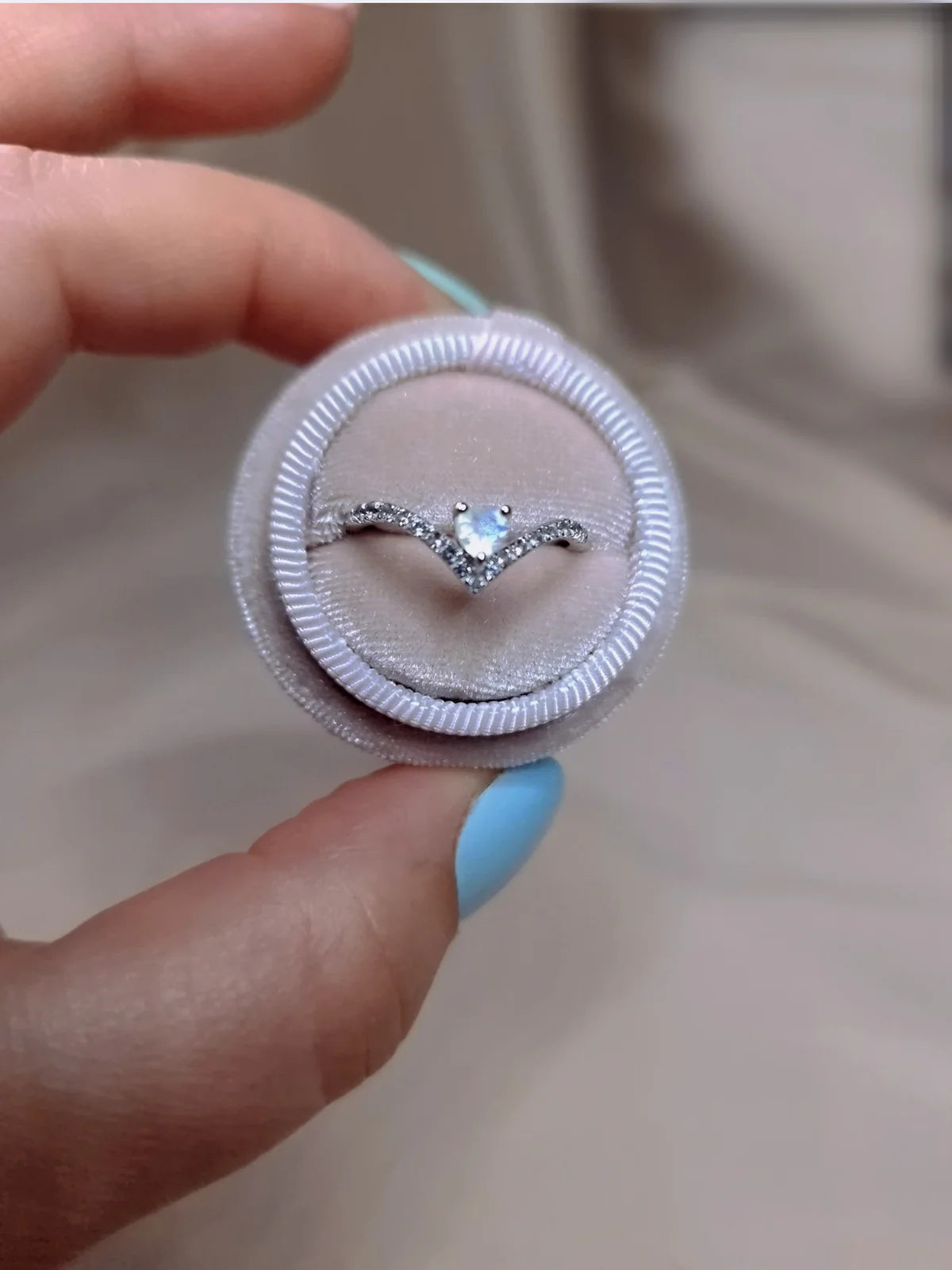 Croía Moonstone Ring