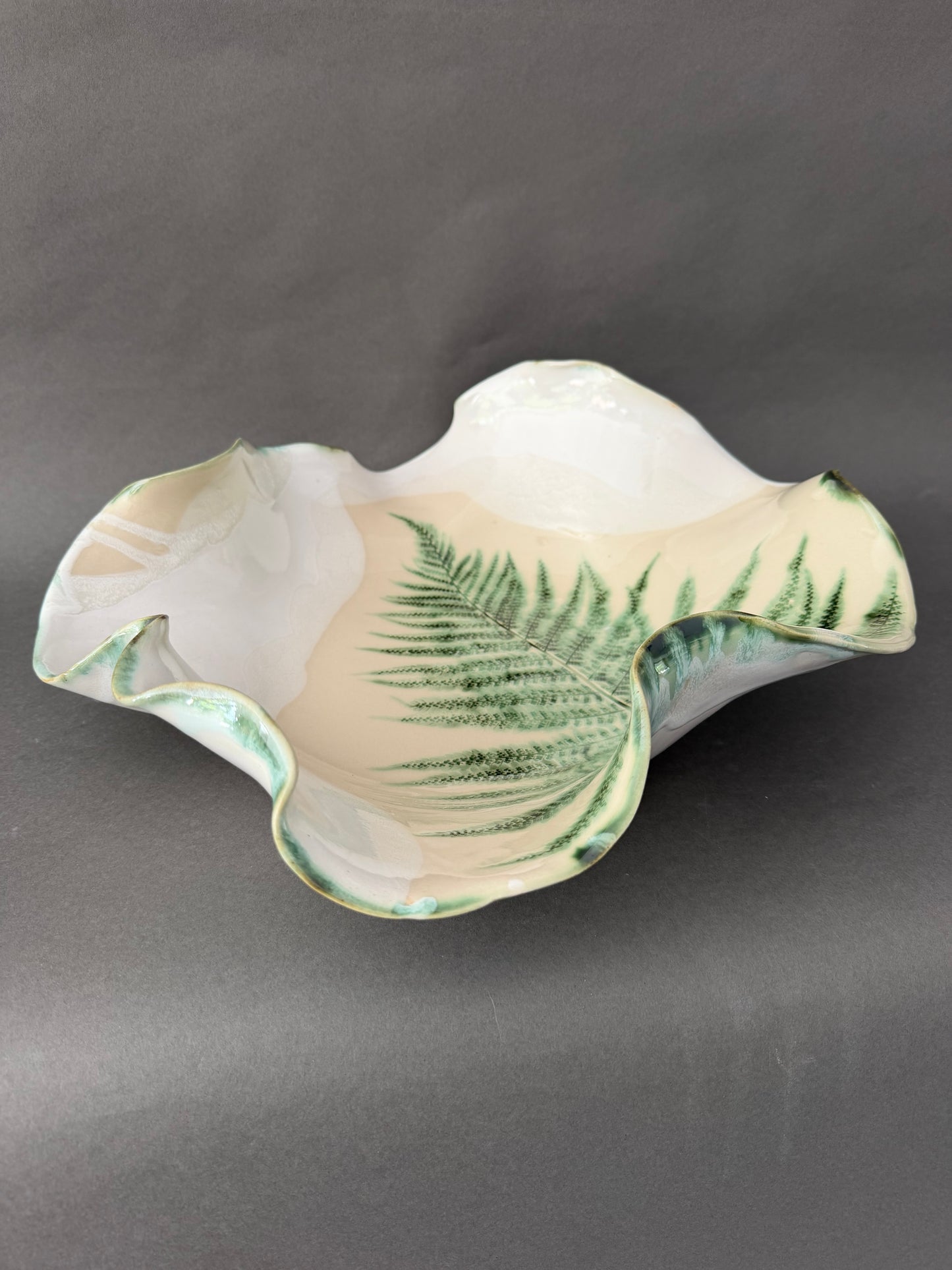 Large ceramic fern bowl