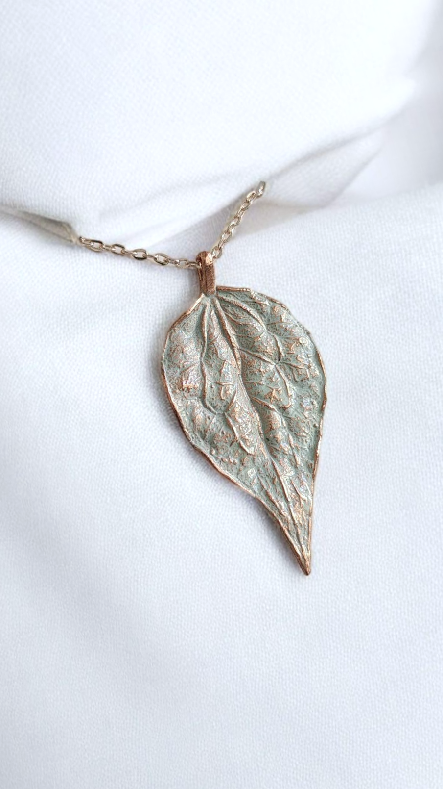 21 Copper Pendant “Clematis Leaf”