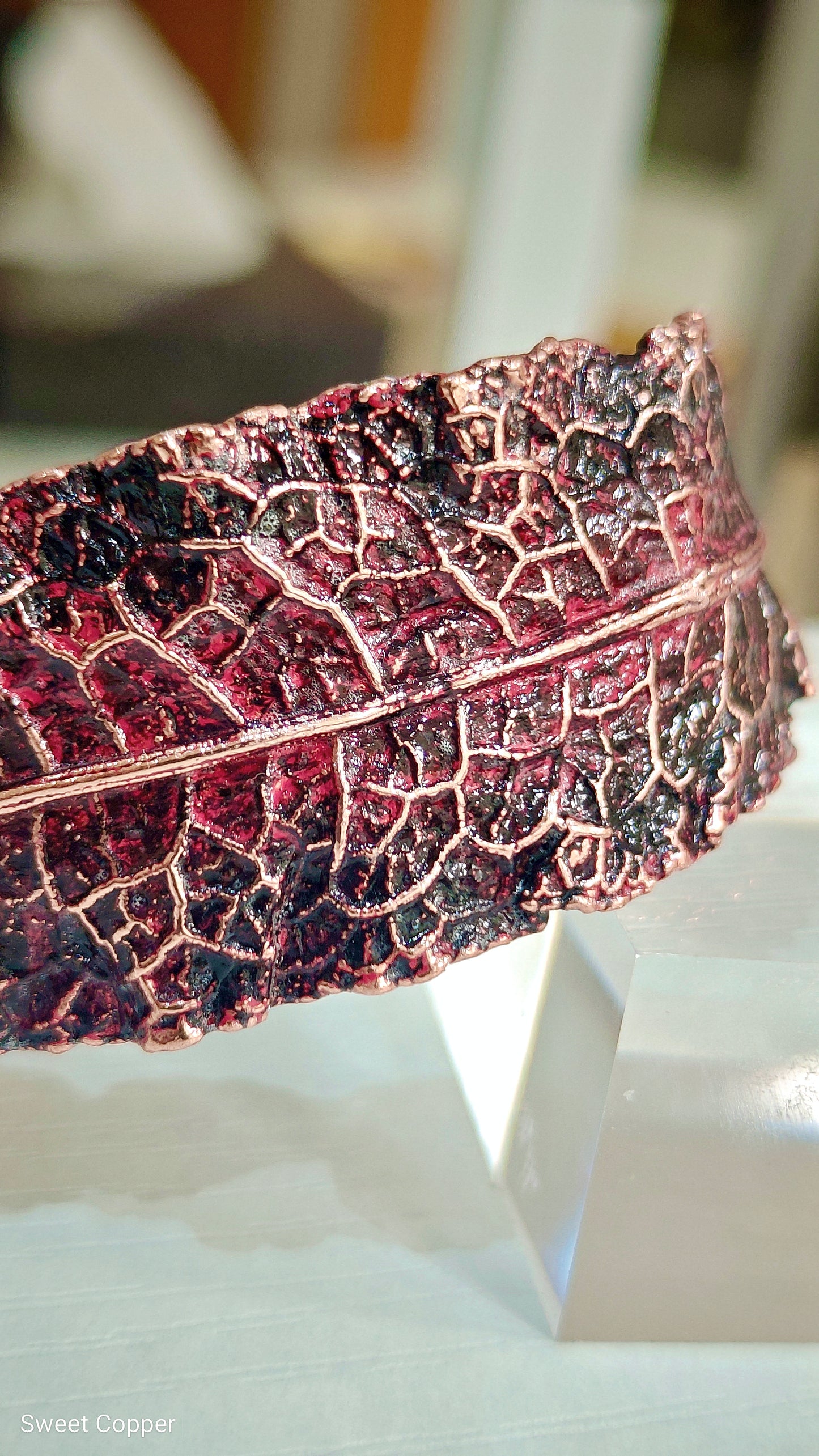 4/2 Burgundy Woodland Leaf – Copper Cuff Bracelet