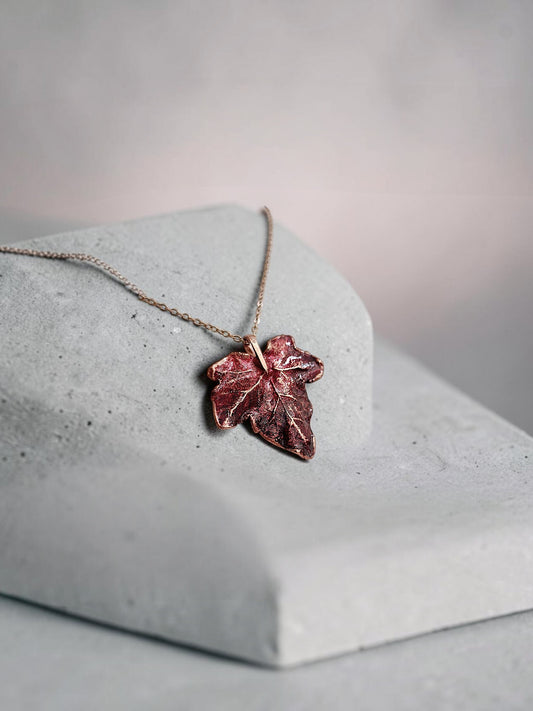 2/1 Ruby Ivy – Copper Pendant