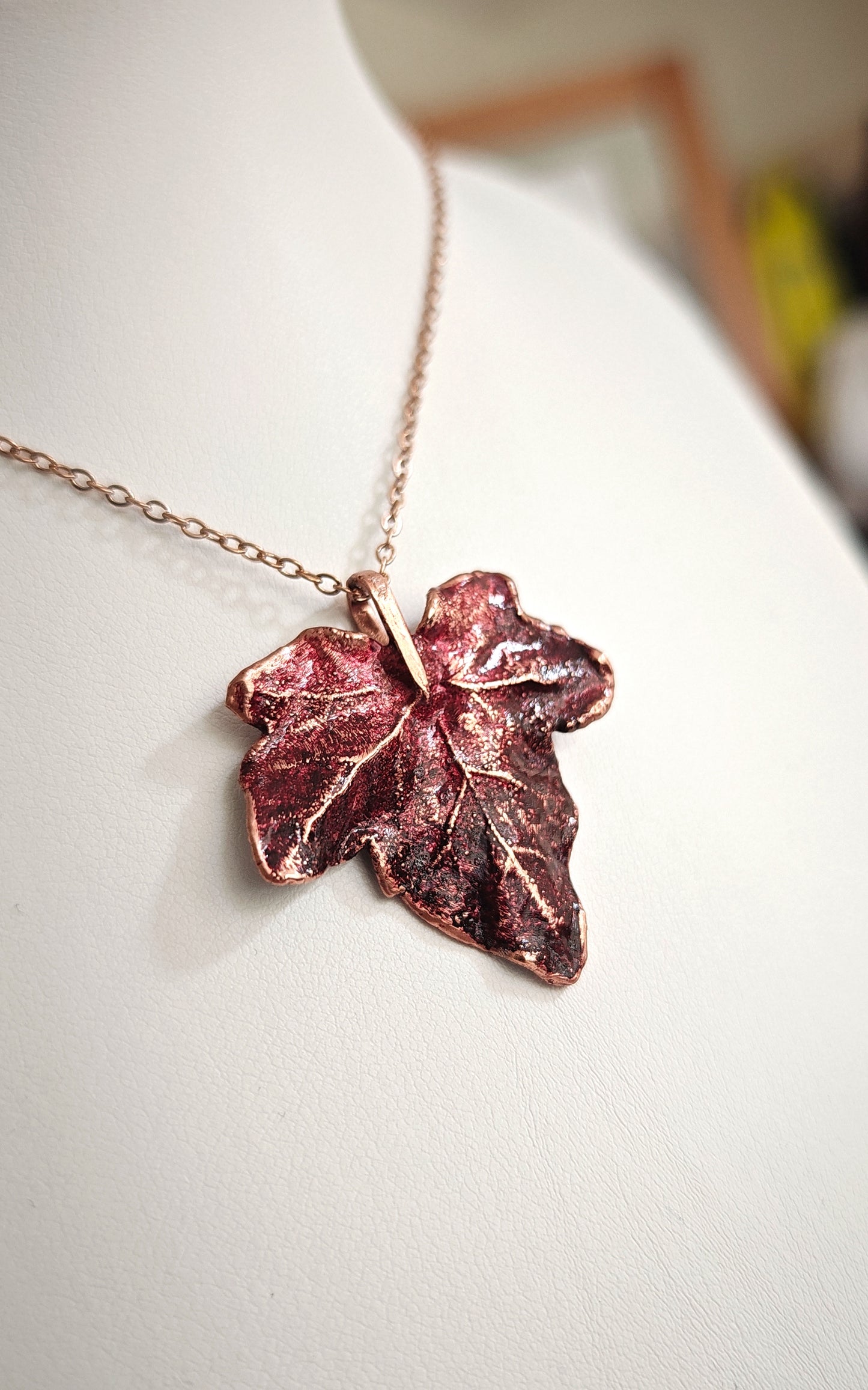 2/1 Ruby Ivy – Copper Pendant
