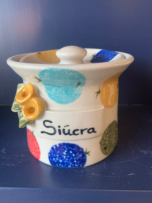Siúcra with lid (m)